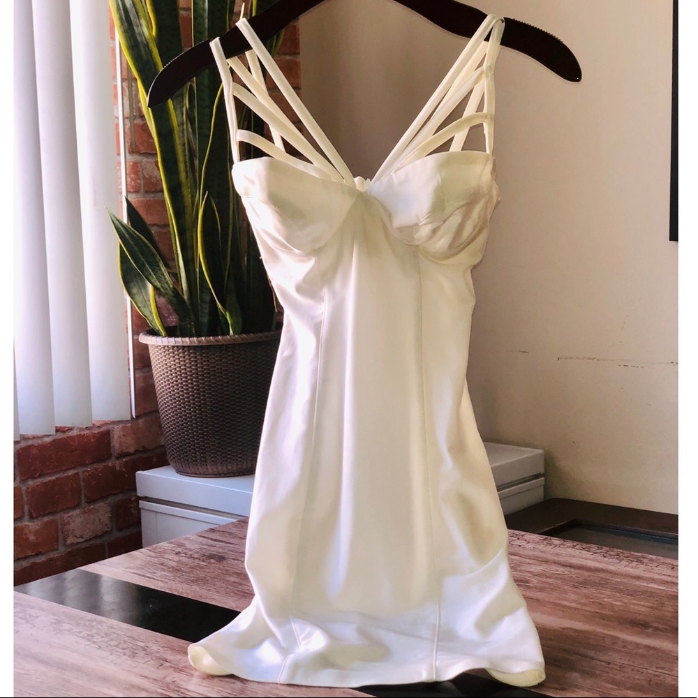 ❗️SOLD ❗️White mini dress